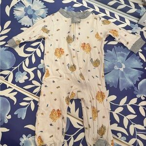 Burt's Bees Baby Cream Pajama Set with Long Sleeves and Zipper